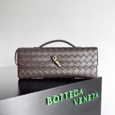 Bottega Veneta Clutch Bags